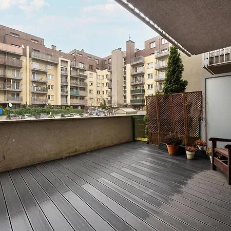 Modern With Terrace And Free Garage By Renters Wrocław