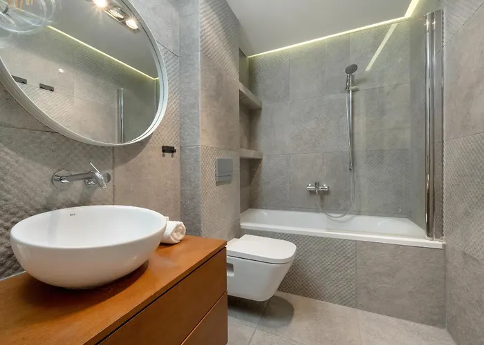 Apartamento Modern With Terrace And Free Garage By Renters